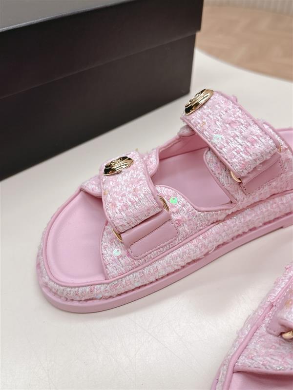 20251128184439812 280